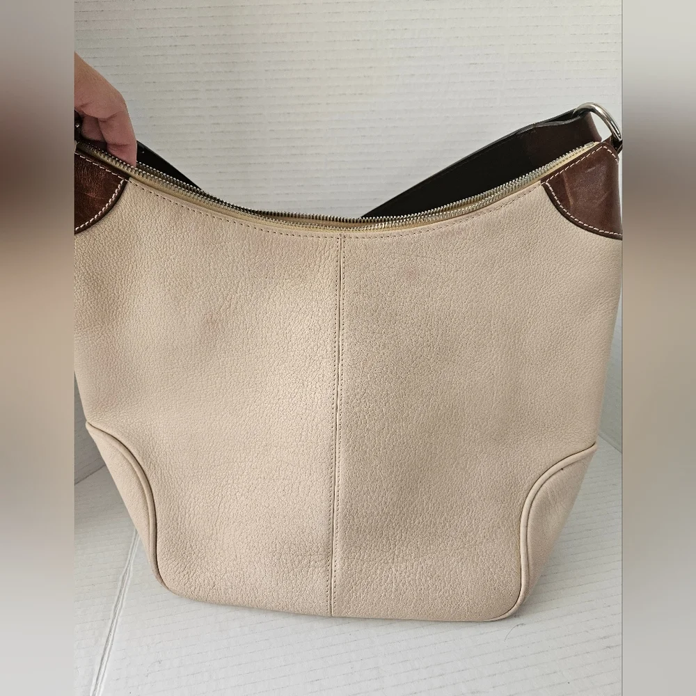 Dooney and‎ Bourke All Weather leather Hobo Shoulder bag
